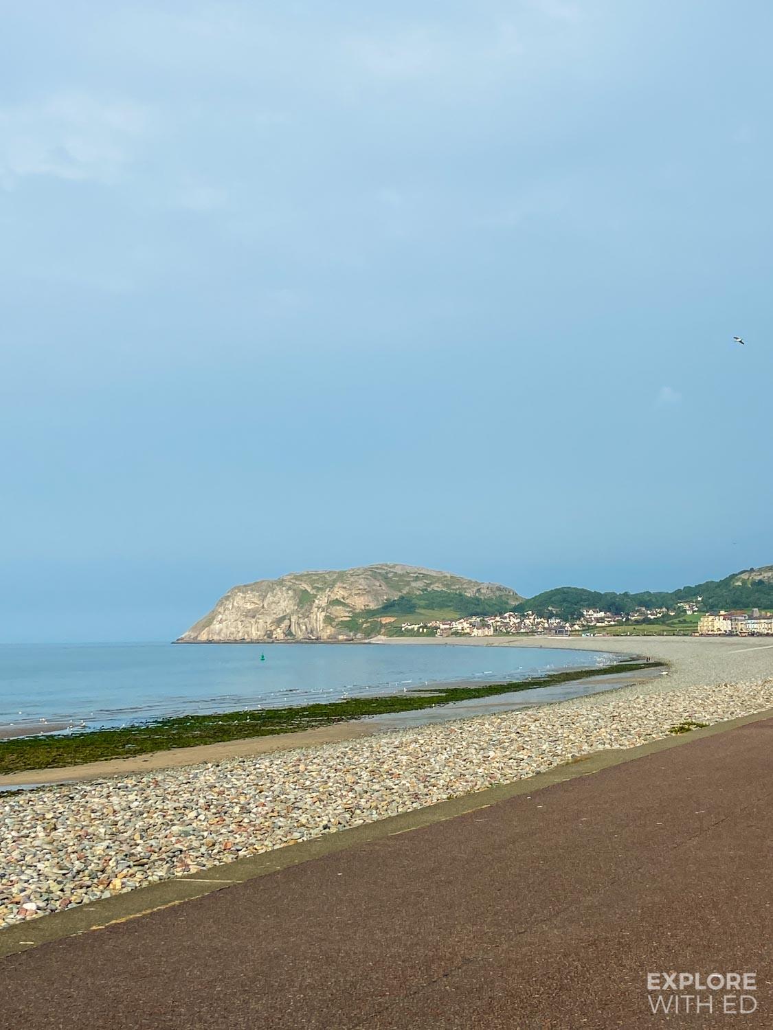 Promenade et plage de Llandudno